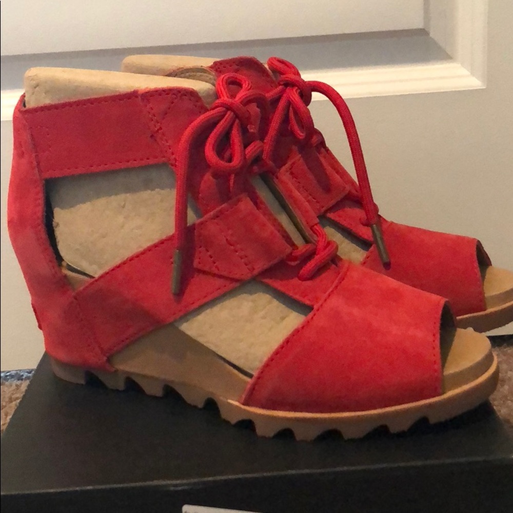 Bright red Sorel Sandel